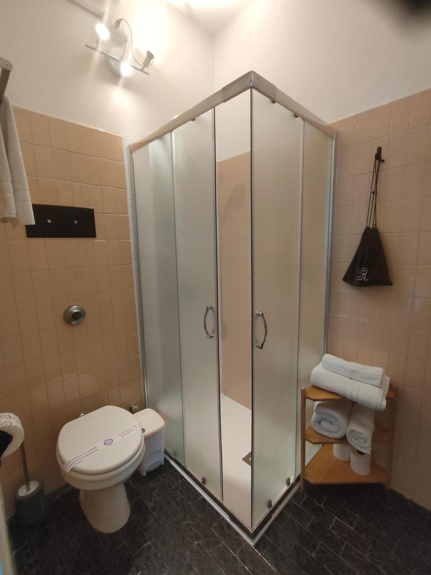 Albergo La Pescatrice Moniga del Garda 客房 照片